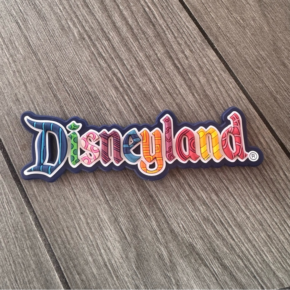 Vintage Disneyland California Refrigerator Magnet Souvenir Spell Out Colorful 5"